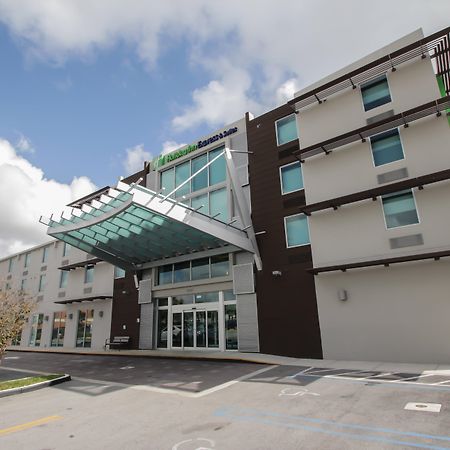 Holiday Inn Express & Suites Miami Airport East, An Ihg Hotel Exterior foto